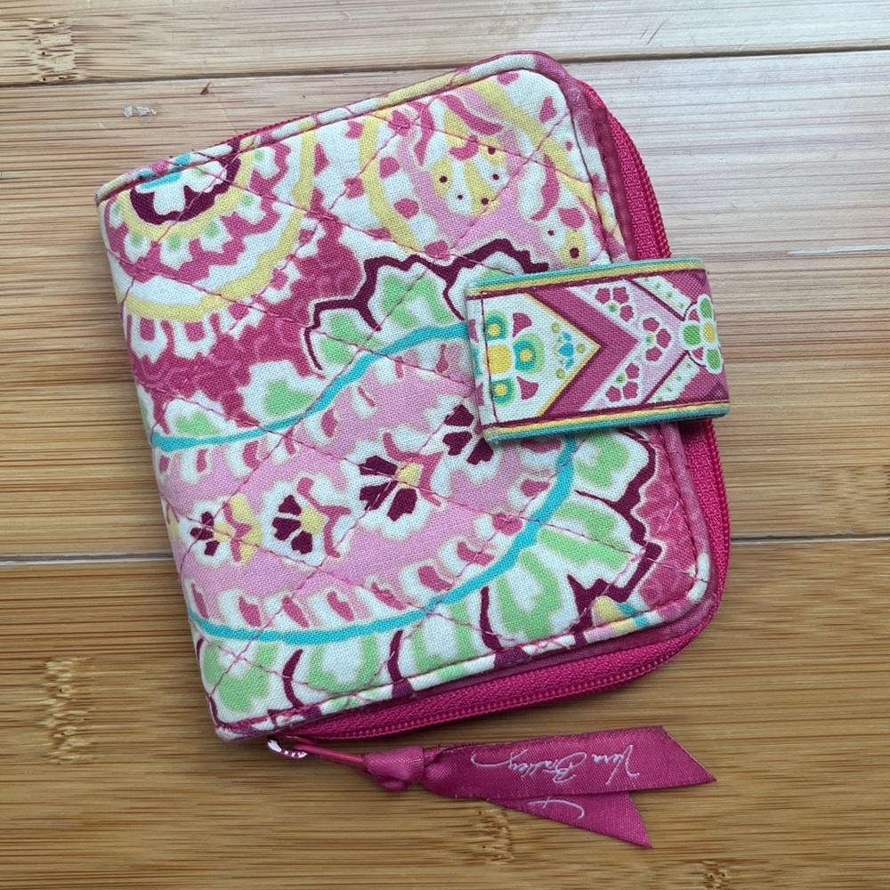 VERA BRADLEY wallet